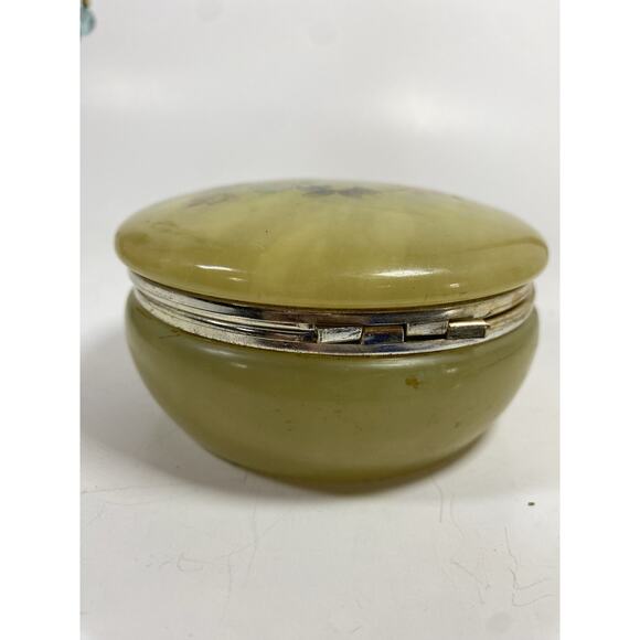 Vintage Alabaster Trinket Box - Picture 7 of 9